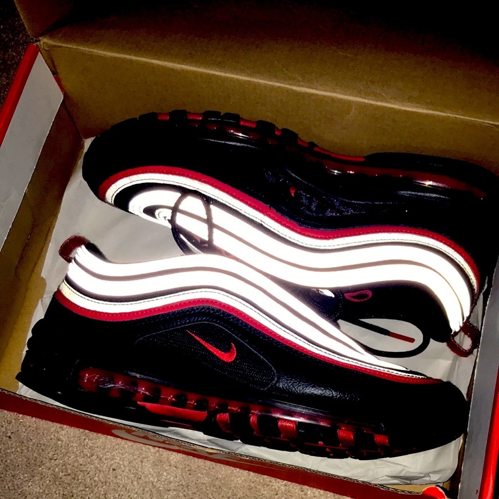 Nikes size 8 1/2